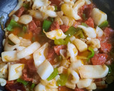 Foto del paso 2 de la receta: Garbanzos con sepia y Chorizo