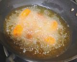 A picture of step 5 of Leftover rice fritters.