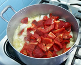 Foto del paso 2 de la receta: Pechuga de Pollo Mechada