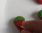 A picture of step 6 of Strawberry Sweet.