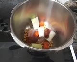 Foto del paso 2 de la receta: Garbanzos con pisto y chorizo