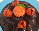 Foto del paso 5 de la receta: Flan de chocolate con fresas