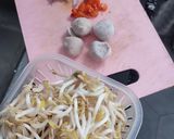 Foto langkah ke 1 dari resep Tumis Tauge Bakso.