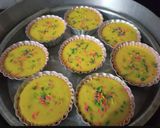 A picture of step 5 of Vanilla Tutti Frutti Muffins.