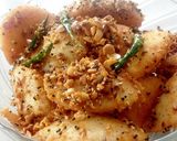 A picture of step 5 of Masala idli.