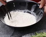 Hình bước làm 1 của món Tempura rau củ chiên
