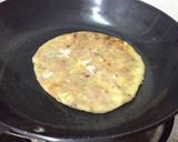 A picture of step 4 of Mixed vegetables stuff paneer paratha.