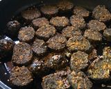झटपट अळू वडी (alu wadi recipe in marathi) रेसिपी स्टेप 4 फोटो 