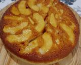Foto del paso 6 de la receta: Torta de Manzana o Pera Invertida (Rápida - Fácil - Económica)