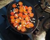 Baked eggs with tomatoes and avocado recipe step 3 photo