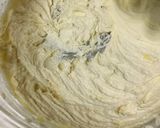Foto langkah ke 1 dari resep Coffee Tres Leches Cake (Kue Mandi Susu).