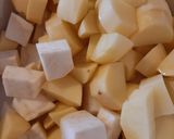 Zelleres-parmezános burgonyapüré recept fázis 1 fotója