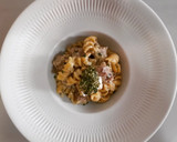 Foto del paso 6 de la receta: Pasta con butifarra en salsa de ricotta y pesto