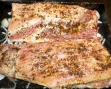 Foto del paso 5 de la receta: PECHITO DE CERDO TIERNIZADO AL VINO BLANCO CON DISCOS DE BATATA