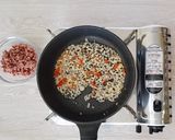 Foto langkah ke 3 dari resep Kacang Panjang Tumis Daging ala Restoran.
