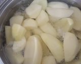 Foto del paso 2 de la receta: Pastel de papa con carne mechada 🇩🇴🇨🇱🇩🇴🇨🇱🇩🇴