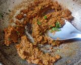 A picture of step 5 of Kolhapuri Chickan masala and curry.