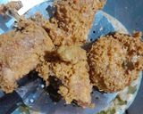 Foto langkah ke 8 dari resep Ayam Goreng Kremes.