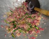 Foto langkah ke 4 dari resep Jerohan Ayam Bumbu Kecombrang.