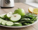 Hình bước làm 1 của món 🌱 Sinh Tố Dưa Leo Táo Xanh & Rau Chân Vịt Detox