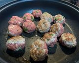 รูปขั้นตอนการทำที่ 2 ของ Spicy Pork/Meat Ball