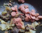 Foto del paso 3 de la receta: Arepa rellena de carne🫓, queso🥩 y ensalada🥯🧀