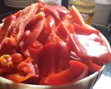 Foto del paso 1 de la receta: Morrón en aceite