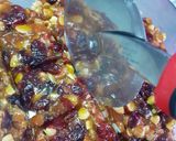 A picture of step 6 of Almonds Cranberry Chikki.