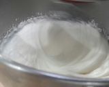 Foto del paso 2 de la receta: Pionono frutado de lúcuma