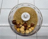 Foto del passaggio 1 della ricetta Biscotti ai fiocchi di farro