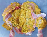 Foto del paso 3 de la receta: Pollo abierto asado en salsa de baharat y Sindhi biryani