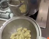 A picture of step 8 of Fresh Herb Gnocchi with Tomato, Basil and Mozzarella.