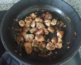 A picture of step 3 of Pepper Chicken.