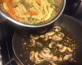 Foto del paso 1 de la receta: Rotini Olio