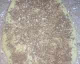 A picture of step 6 of Tear drop milk candy.