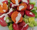 Foto del paso 8 de la receta Ensalada de tomate y albaricoques