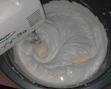 Foto langkah ke 1 dari resep 🍁CAKE ULTAH THOMAS DIK HANAN 🍁.