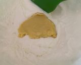 Une image de l'étape 4 de Mousse aux chocolat blanc et copeau de chocolat.