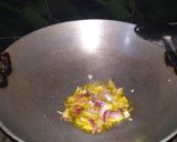 A picture of step 2 of Spinach Cheese Omelette.