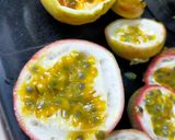 A picture of step 1 of Passion Fruit Juice.