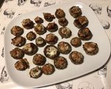 Une image de l'étape 7 de Champignons bruns farcis tomates séchées,mozzarella di buffala et basilic.