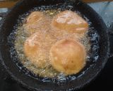 कांदा बटाट कचोरी (kanda batata kachori recipe in marathi) रेसिपी स्टेप 5 फोटो 