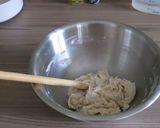 A picture of step 2 of Oven tray pizza.