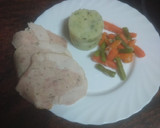 Foto del paso 1 de la receta: Fiambre de pollo relleno con puré de papas y verdura