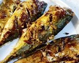 Hình bước làm 5 của món Cá Nục Chiên Mắm Ớt với NCKD/ Fried Kampung fishs