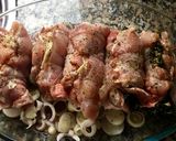Foto del paso 2 de la receta Muslos de pollo rellenos de bacon&queso/espinacas con pasas