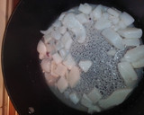 Foto del paso 2 de la receta: Jibia al ajillo en salsa de soja