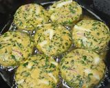 मेथी वडा (Methi Vada Recipe In Marathi) रेसिपी स्टेप 3 फोटो 