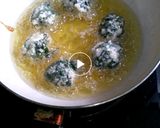 Foto langkah ke 6 dari resep Bola singkong tahu ala Those.