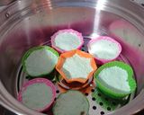 Foto langkah ke 3 dari resep Kue putu tepung beras.